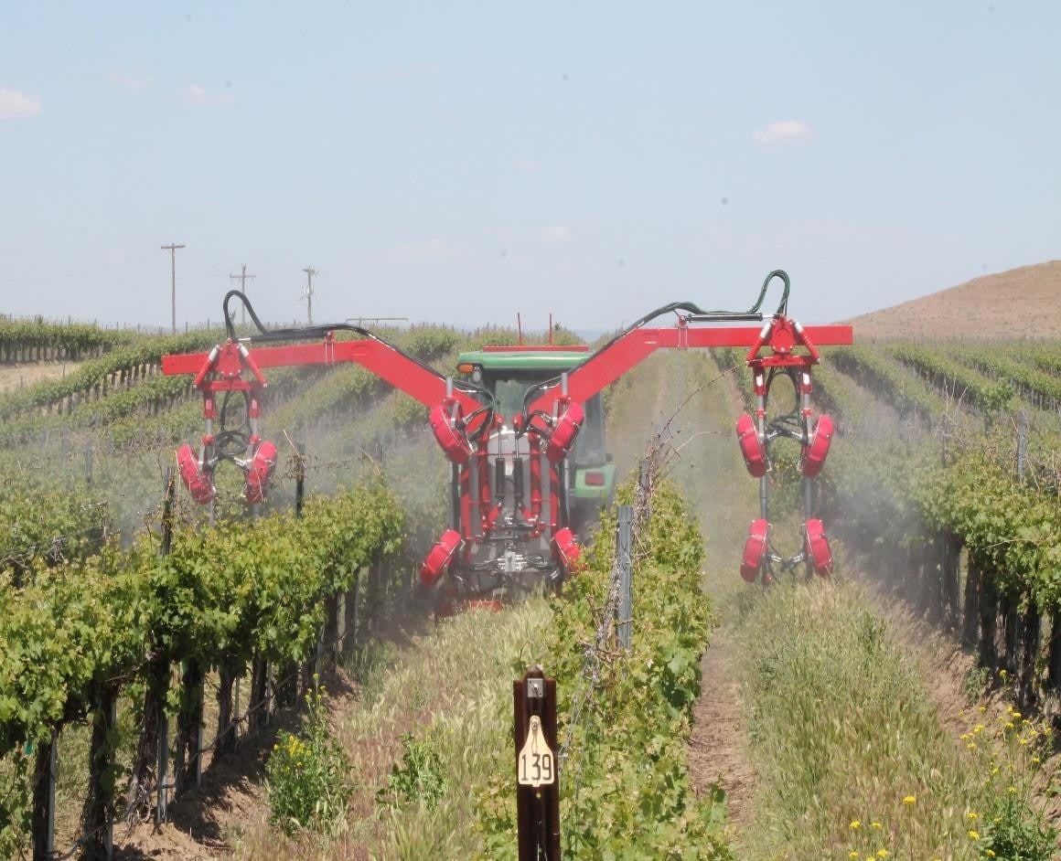 Croplands Quantum Mist™ Sprayers — photo 1 of 9