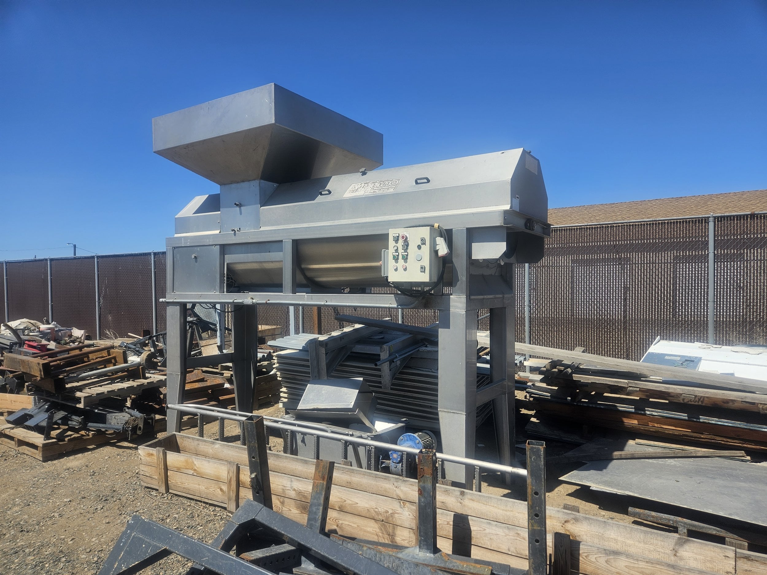 Cingano DRM-30 Crusher / Destemmer — photo 1 of 6
